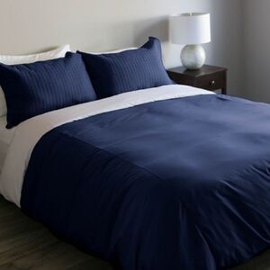 ‎Oake Navy Blue 3-Pc.Duvet Cover Set,
King